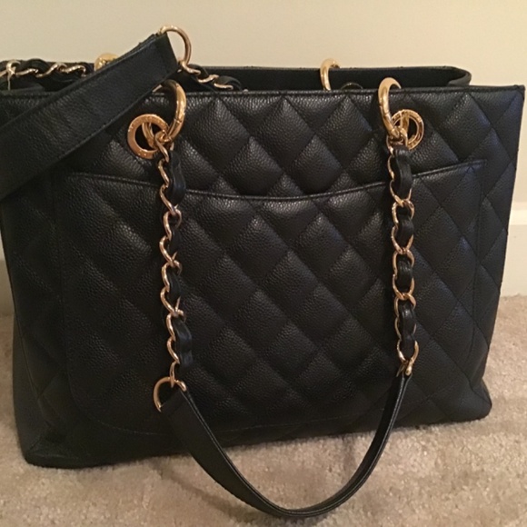 CHANEL Bag - Picture 3 of 16
